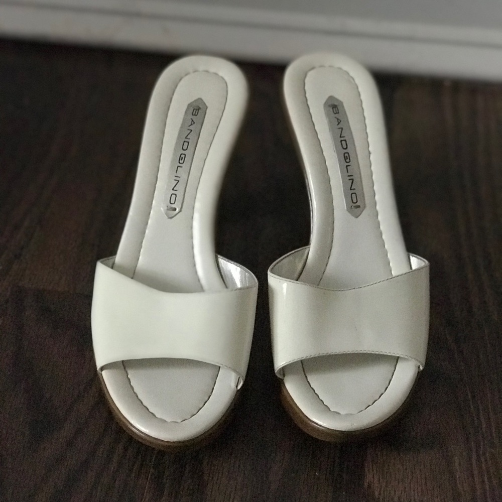 Bandolino open toe heels